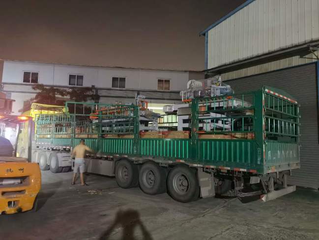 加班走兩車瓷磚加工設(shè)備