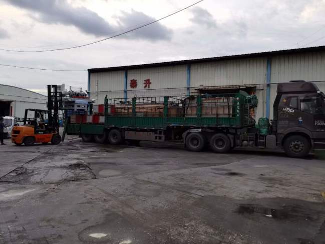 吉林長(zhǎng)春走起，數(shù)控三刀切割機(jī)一臺(tái)