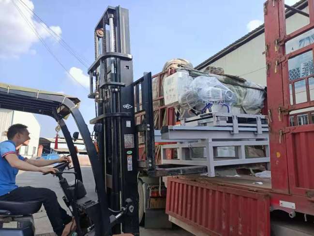 1200型手推雙刀數(shù)控切割機(jī)