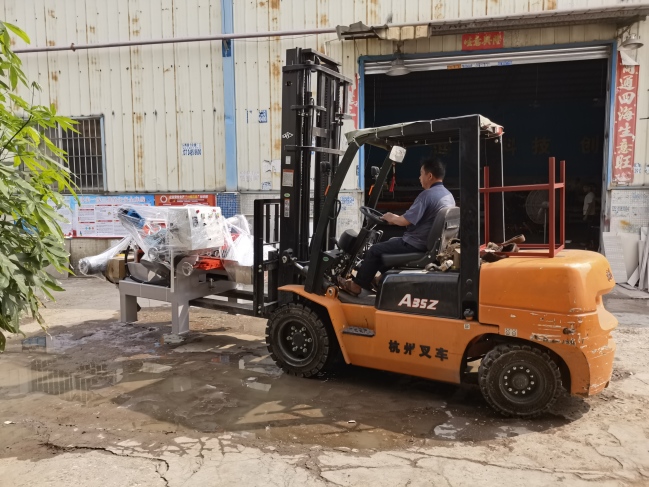 全自動倒內(nèi)角機